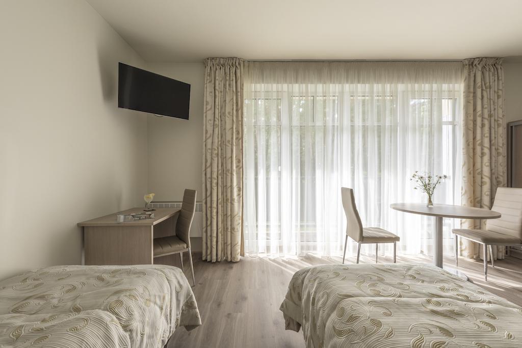 Oro Nida Hotel Buitenkant foto
